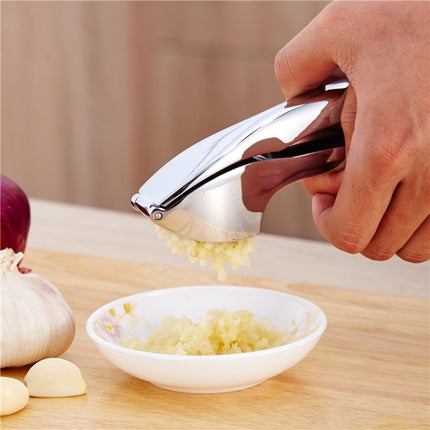 Zinc Alloy Kitchen Tool Squirrel Garlic Press Garlic Masher-garmade.com