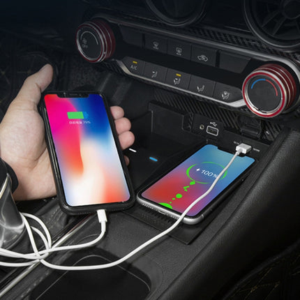 HFC-1042 Car Qi Standard Wireless Charger 10W Quick Charging for Nissan Sylphy 2020-2022, Left Driving-garmade.com