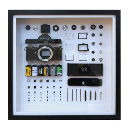 Non-Working Display 3D Mechanical Film Camera Square Photo Frame Mounting Disassemble Specimen Frame, Model: Style 2, Random Camera Model Delivery-garmade.com