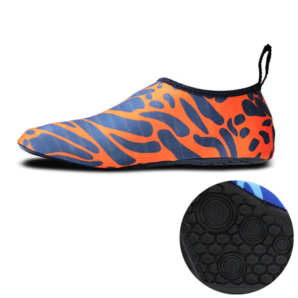 Non-slip Wear-resisting Thick Rubber Sole Diving Shoes and Socks, One Pair, Size:S (Figured Orange)-garmade.com