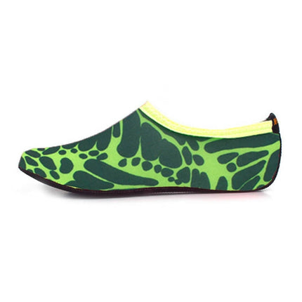 3mm Non-slip Rubber Embossing Texture Sole Figured Diving Shoes and Socks, One Pair(Green)-garmade.com