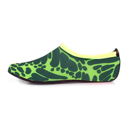 3mm Non-slip Rubber Embossing Texture Sole Figured Diving Shoes and Socks, One Pair, Size:L (Green)-garmade.com