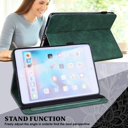Lace Flower Embossing Pattern Horizontal Flip Leather Case with Holder & Card Slots & Wallet & Photo Frame & Sleep / Wake-up Function For Samsung Galaxy Tab S6 Lite SM-P610/SM-P615(Green)-garmade.com