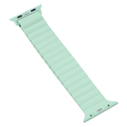 Silicone Magnet Watch Band For Apple Watch Ultra 49mm&Watch Ultra 2 49mm / Series 9&8&7 45mm / SE 3&SE 2&6&SE&5&4 44mm / 3&2&1 42mm(Green)-garmade.com