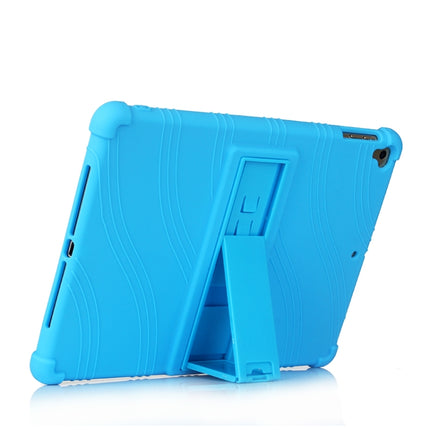 For iPad 6 (9.7 Universal) Tablet PC Silicone Protective Case with Invisible Bracket(Green)-garmade.com
