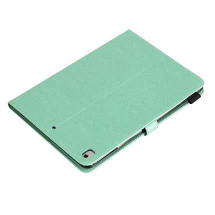 For iPad Air 2 / Air / 9.7 (2018) & (2017) Cat Bee Embossing Pattern Horizontal Flip Leather Case with Holder & Card Slots & Wallet & Pen Slot & Wake-up / Sleep Function(Green)-garmade.com