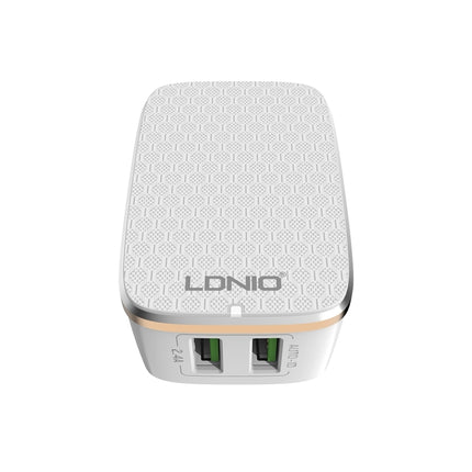 LDNIO A2204 2 in 1 12W Dual USB Interface Travel Charger Mobile Phone Charger with Type-C / USB-C Data Cable, EU Plug-garmade.com