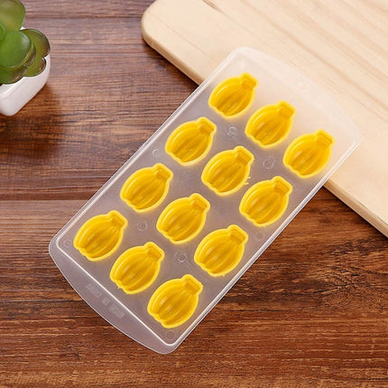 Banana Shaped Silicon Ice Cube Tray / Ice Mold Random Color-garmade.com