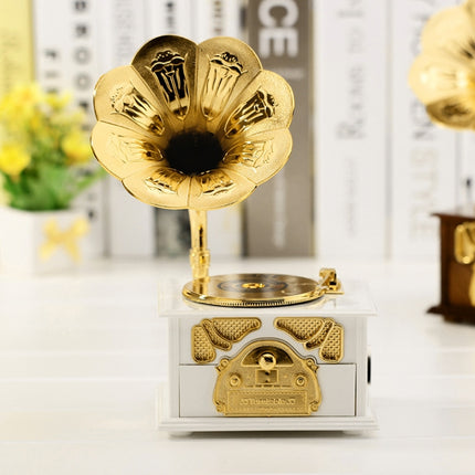 Retro Phonograph Style Jewelry Sky City Music Box Home Decoration, Random Color Delivery-garmade.com