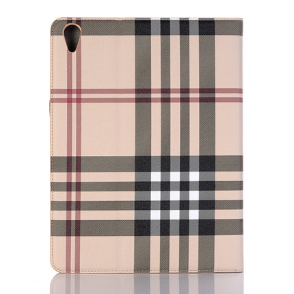 Plaid Texture Horizontal Flip PU Leather Case for iPad Pro 11 inch (2018), with Holder & Card Slots & Wallet(White)-garmade.com