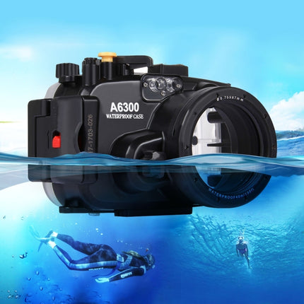 PULUZ 40m Underwater Depth Diving Case Waterproof Camera Housing for Sony A6300 (E PZ 16-50mm F3.5-5.6 OSS)(Black)-garmade.com