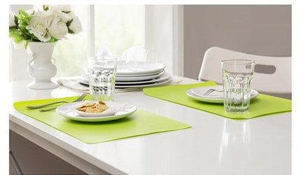 40x30cm Anti-skidding Silicone Heat Insulation Mat for Food Dish / Beverage / Oven / Kid Table(Green)-garmade.com