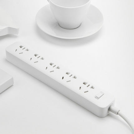 Xiaomi XMCXB03QM 5 US Outlets Power Socket, Overload Protector(White)-garmade.com