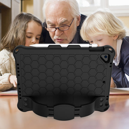 For iPad Air / Air 2 / Pro 9.7 / iPad 9.7 (2017) / iPad 9.7 (2018) Honeycomb Design EVA + PC Four Corner Shockproof Protective Case with Straps(Black+Black)-garmade.com