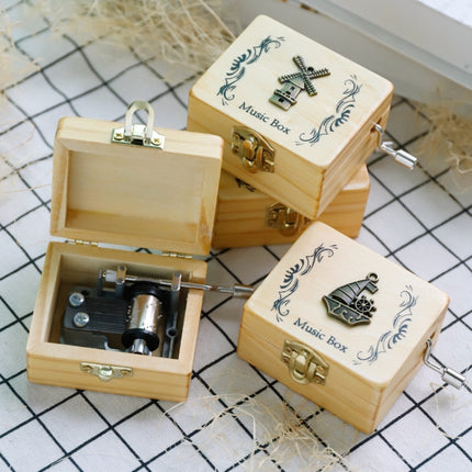 Creative Hand-cranked Wooden Music Box Valentine Day Gift(Heart)-garmade.com