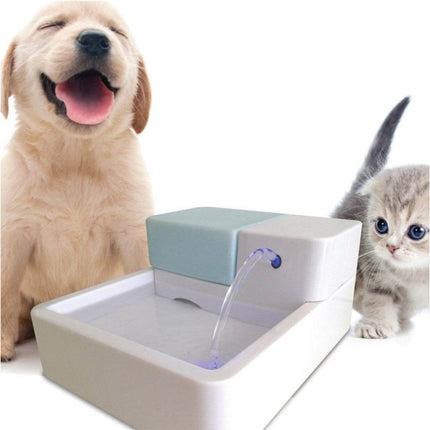 Pet aAutomatic Water Dispenser Cat Teddy Dog General Circulation Dog Feeder, Plug Type:UK(White)-garmade.com