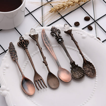 2Sets Vintage Mini Coffee Spoons Suit Royal Style Metal Carved Coffee Fruit Cutler Dessert Flatware Kitchen Tools Red Bronze-garmade.com
