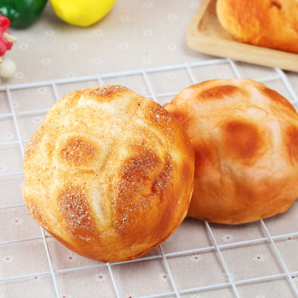 Simulation PU Model Powder Pineapple Bread Decoration Photography Props Home Decoration Window Display(Pineapple Bread with Powder)-garmade.com