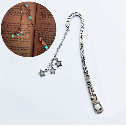 Luminous Sun Moon Star Bookmark Retro Pentagram Glowing Metal Bookmark(Ancient Silver Stars)-garmade.com