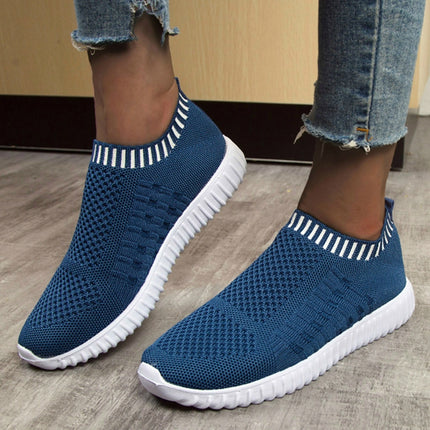 Large Size The Trend Of Women Shoes Wild Sports Leisure Flying Running Shoes, Shoe Size:35(Blue)-garmade.com