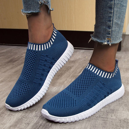 Large Size The Trend Of Women Shoes Wild Sports Leisure Flying Running Shoes, Shoe Size:35(Blue)-garmade.com