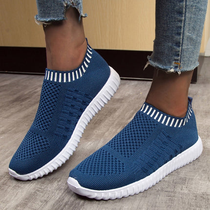 Large Size The Trend Of Women Shoes Wild Sports Leisure Flying Running Shoes, Shoe Size:38(Blue)-garmade.com