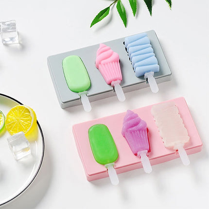 Silicone Cartoon Homemade Handmade DIY Ice Cream Popsicle Mould with Lid, Color Random Delivery, Style:Fruit Woodpecker-garmade.com