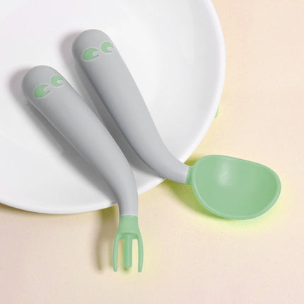 Baby Learning To Eat Bending Training Elbow Twisting Spoon Fork(Green)-garmade.com