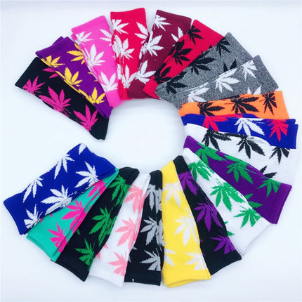 3 Pairs High Tube Hemp Leaves Female Men Trend Wild Maple Leaf Students Cotton European and American Style Socks(White and Pink)-garmade.com