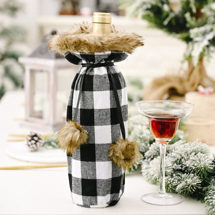 Christmas Items Pompoms Lattice Wine Bottle Cover Wine Bottle Bag(Black And White)-garmade.com