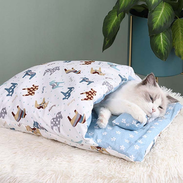 Closed Removable and Washable Cat Litter Sleeping Bag Winter Warm Dog Kennel, Size: S(Blue Pony)-garmade.com