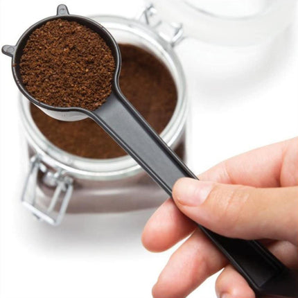 5 PCS Cartoon Giraffe Shape Coffee Spoon Coffee Bean Powder Quantitative Spoon Metering Plastic Spoon(Black)-garmade.com