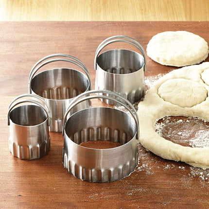 5 in 1 Stainless Steel Circular Wave Pattern Biscuit Cutter Set With Handle Fondant Tool Diameter: 8.5/7.5/6.3/5.3/4.3cm-garmade.com