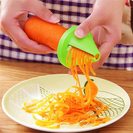 Kitchen Funnel Model Spiral Slicer Vegetable Shred Carrot Cutter(Green)-garmade.com