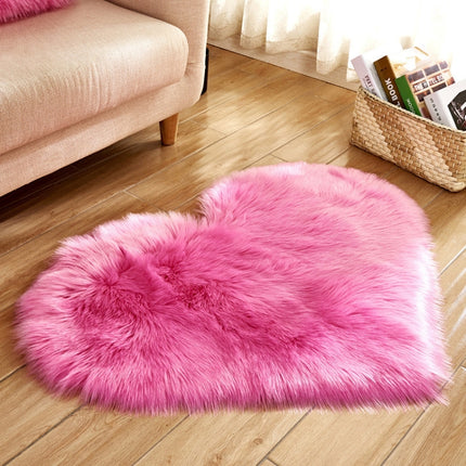 Love Heart Rugs Artificial Wool Sheepskin Hairy Carpet Faux Floor Mat Fur Plain Fluffy Soft Area Rug Tapetes, Size:30*40cm(Rose red)-garmade.com