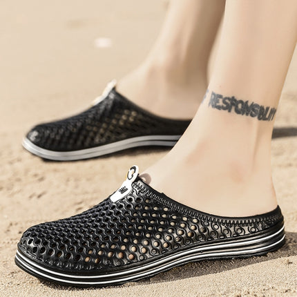 X902 Summer Beach Shoes Non-slip Flip Llops Couple Slippers Men Hole Shoes, Size: 38(Black)-garmade.com