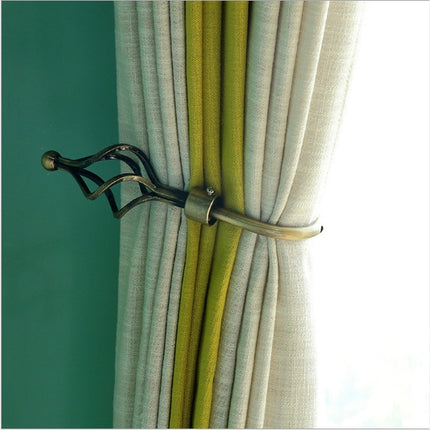 2 PCS Retro Style Hollow U shaped Curtain Metal Wall Hooks(2074Green patina)-garmade.com