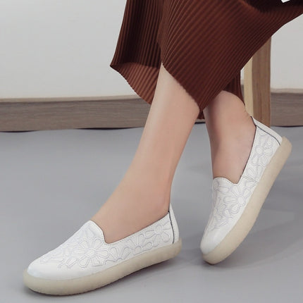 Embroidered Breathable Wearable Wild Casual Shoes for Women (Color:White Size:35)-garmade.com