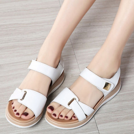 Simple and Versatile Non-slip Wear-resistant Flat Bottom Sandals for Women (Color:White Size:39)-garmade.com